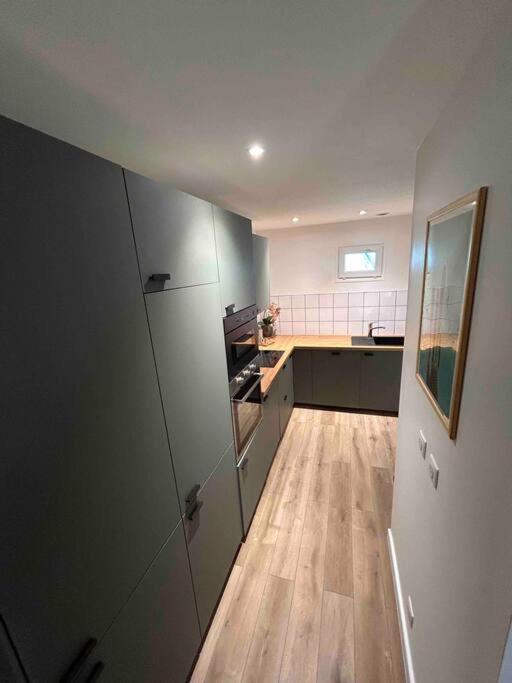 La Vie Est Belle A Montreuil Wi-Fi & Metro 9 Parking Gratuit Apartment Exterior photo